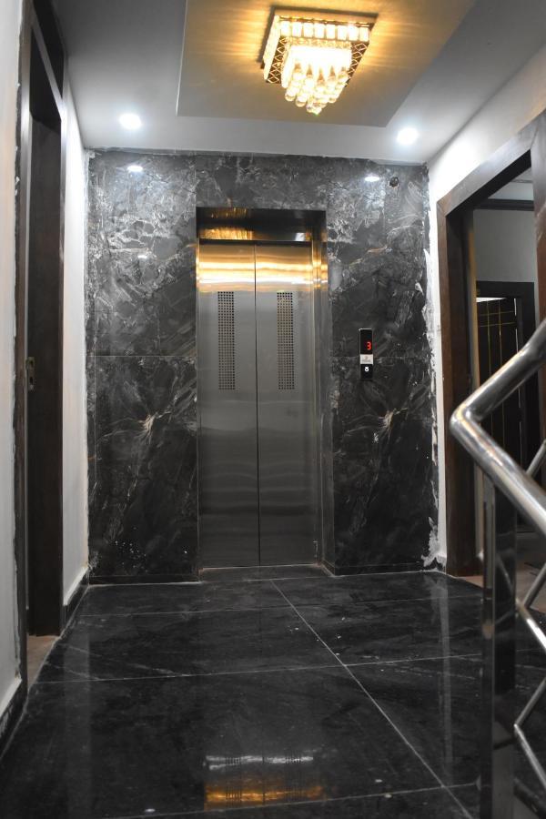 Hotel Lilac Doors Patna  Exterior photo