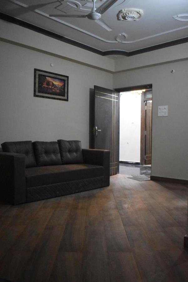 Hotel Lilac Doors Patna  Exterior photo