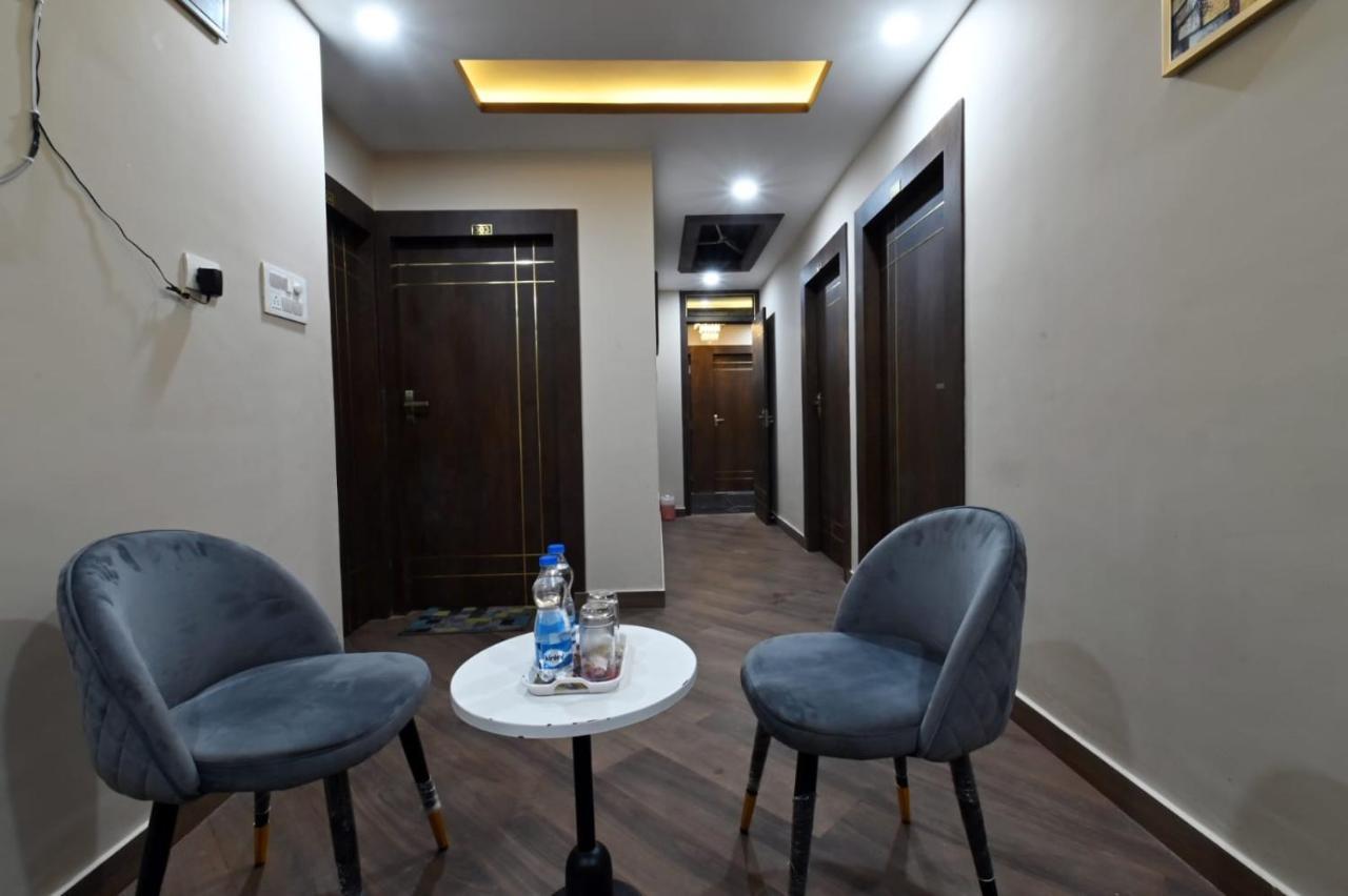Hotel Lilac Doors Patna  Exterior photo